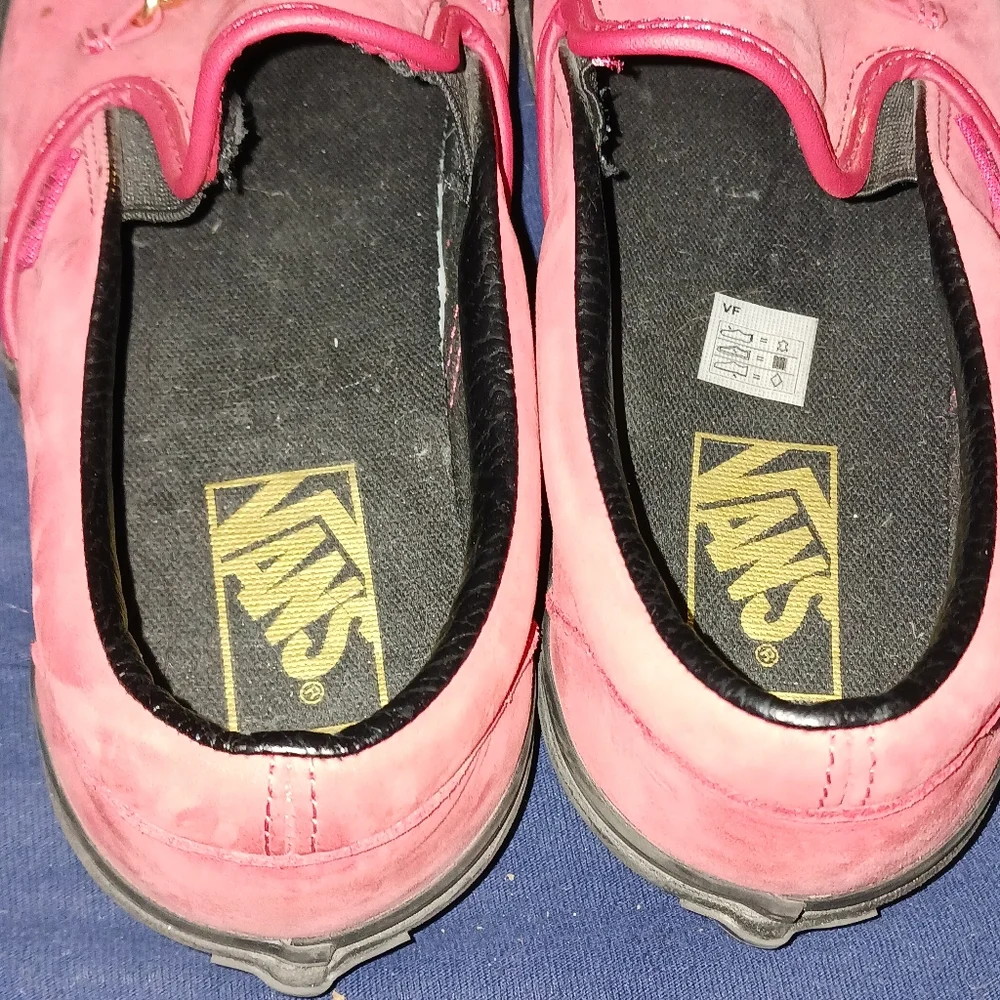 Vans - Picture 4 of 4